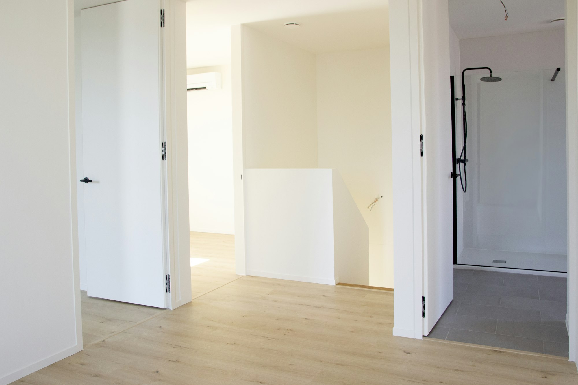 Skilpod #140 interieur overloop