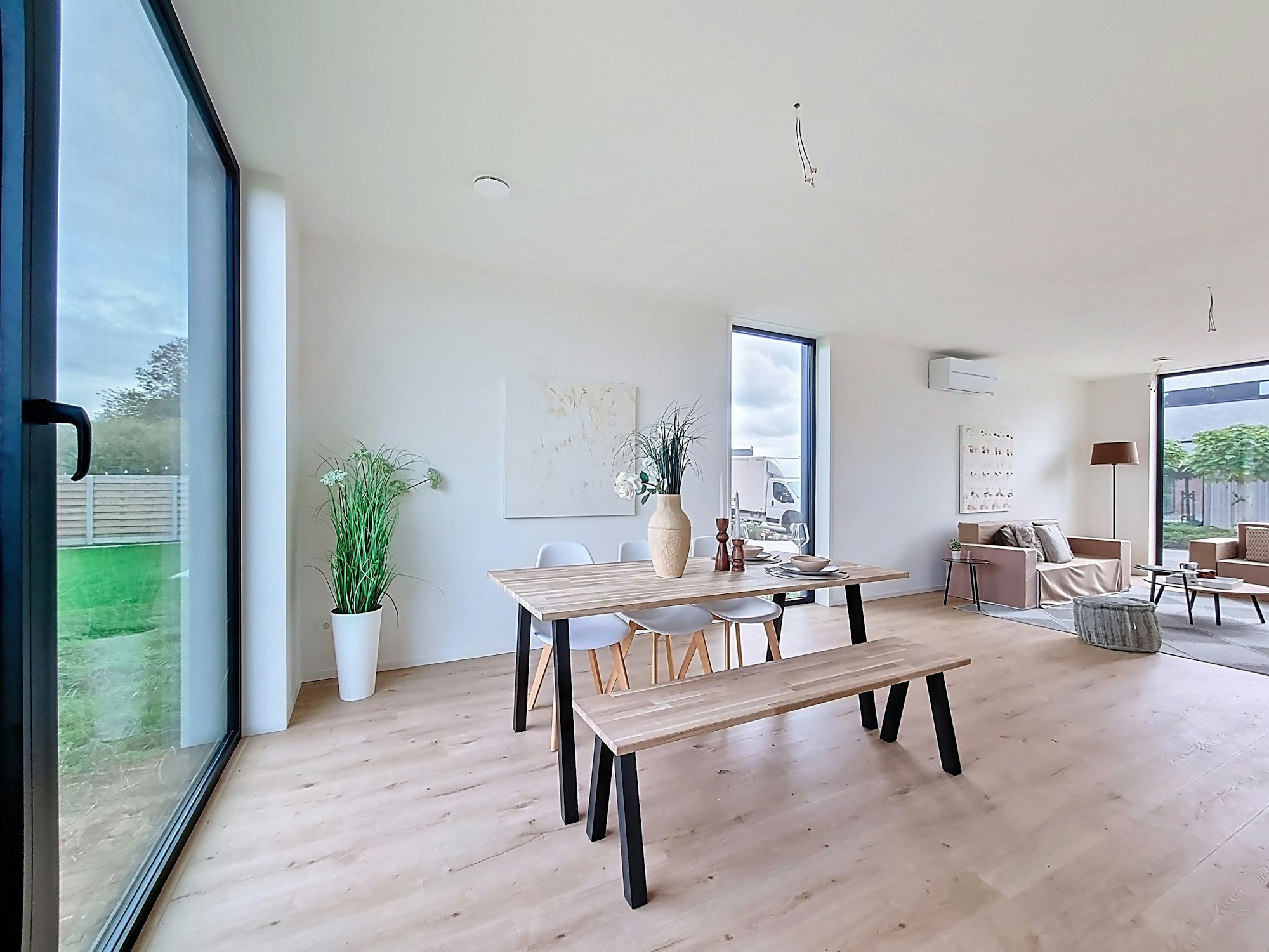 Skilpod #140 Poperinge eetkamer